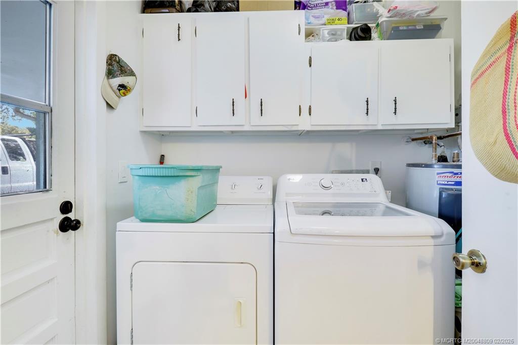 3065 SE Mimosa Street