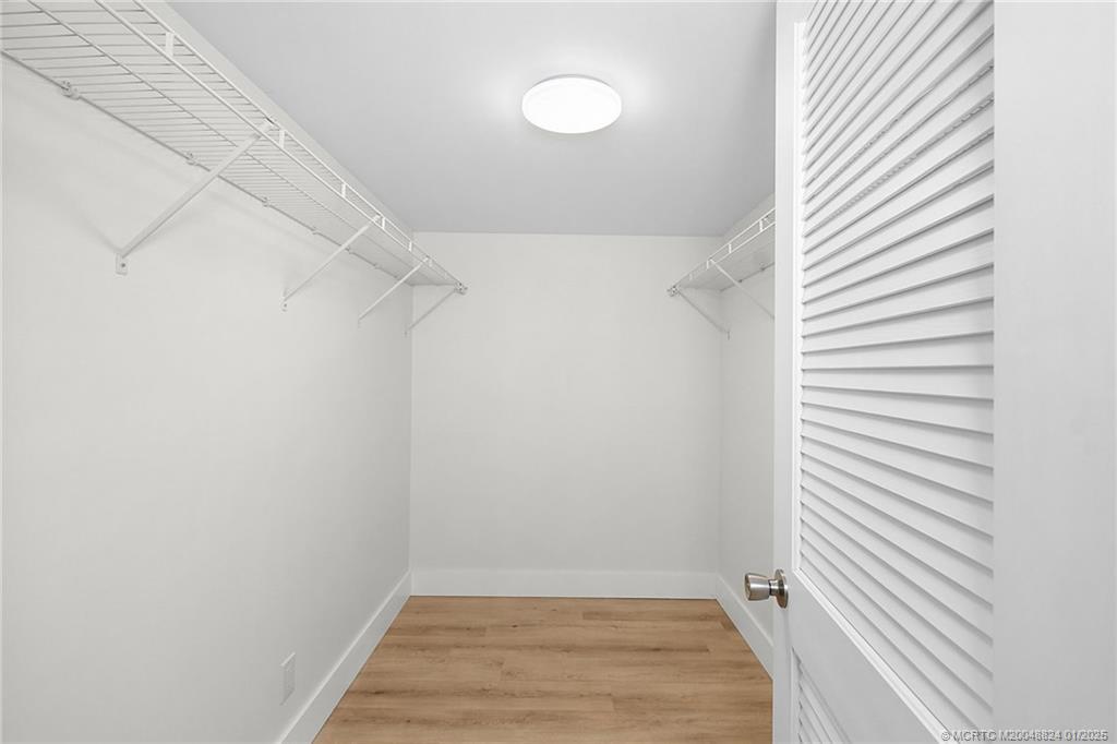 3100 SE Pruitt Road B101