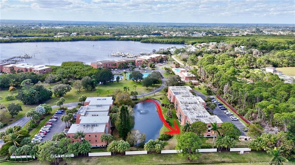 3100 SE Pruitt Road B101