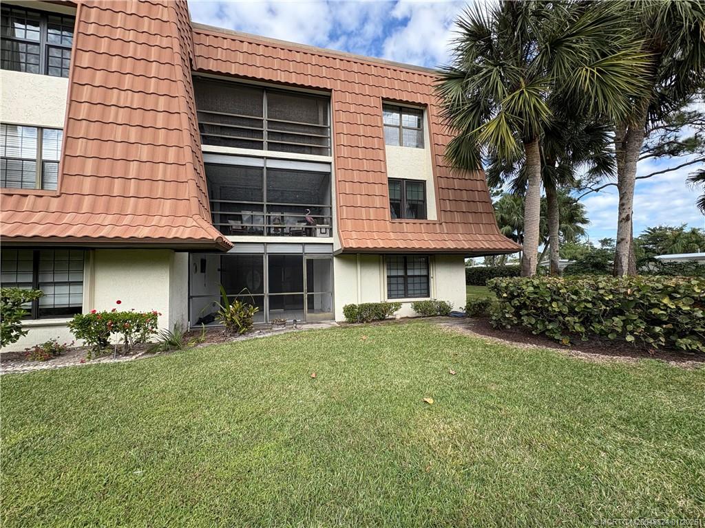 3100 SE Pruitt Road B101