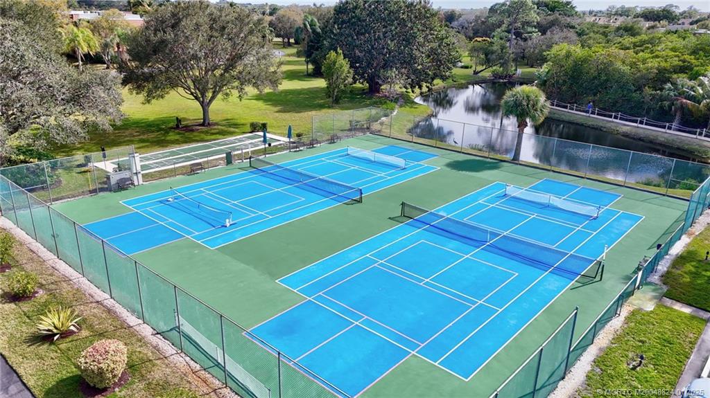 3100 SE Pruitt Road B101