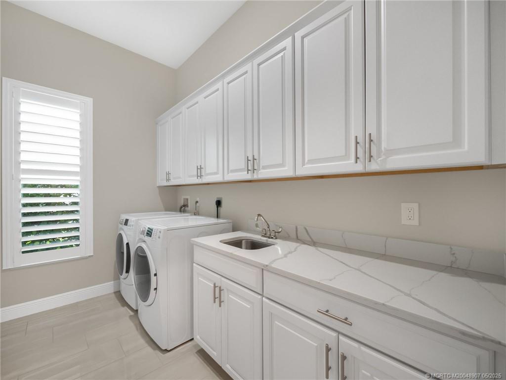 4853 SW Millbrook Lane