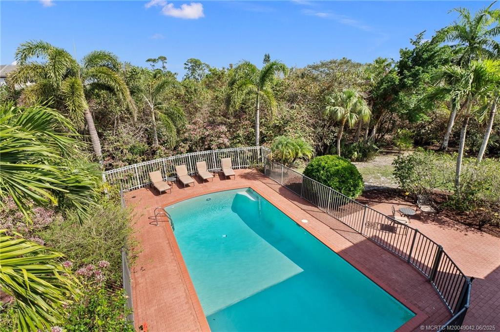 58 SW Palm Cove Drive