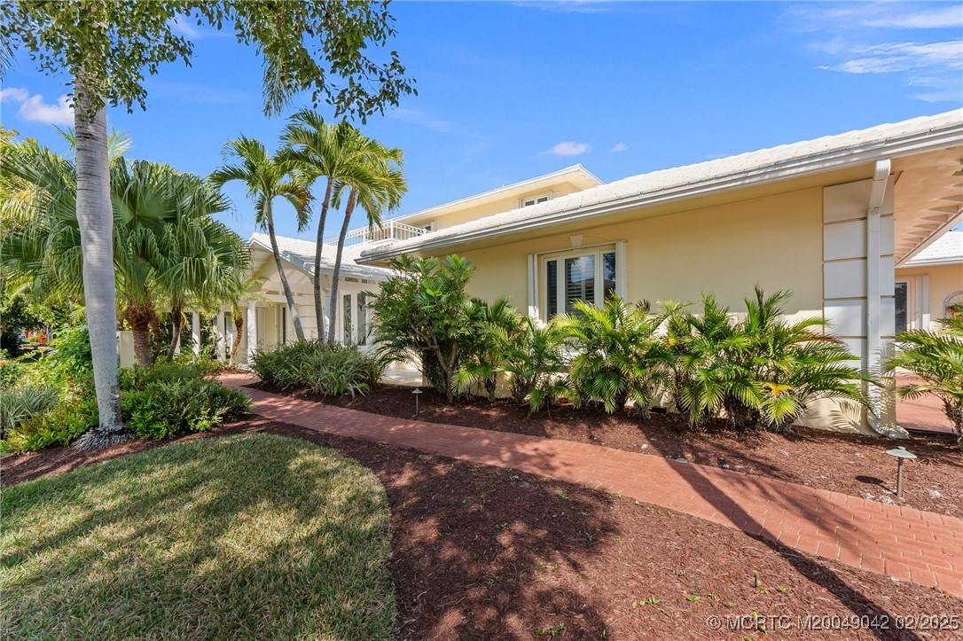 58 SW Palm Cove Drive