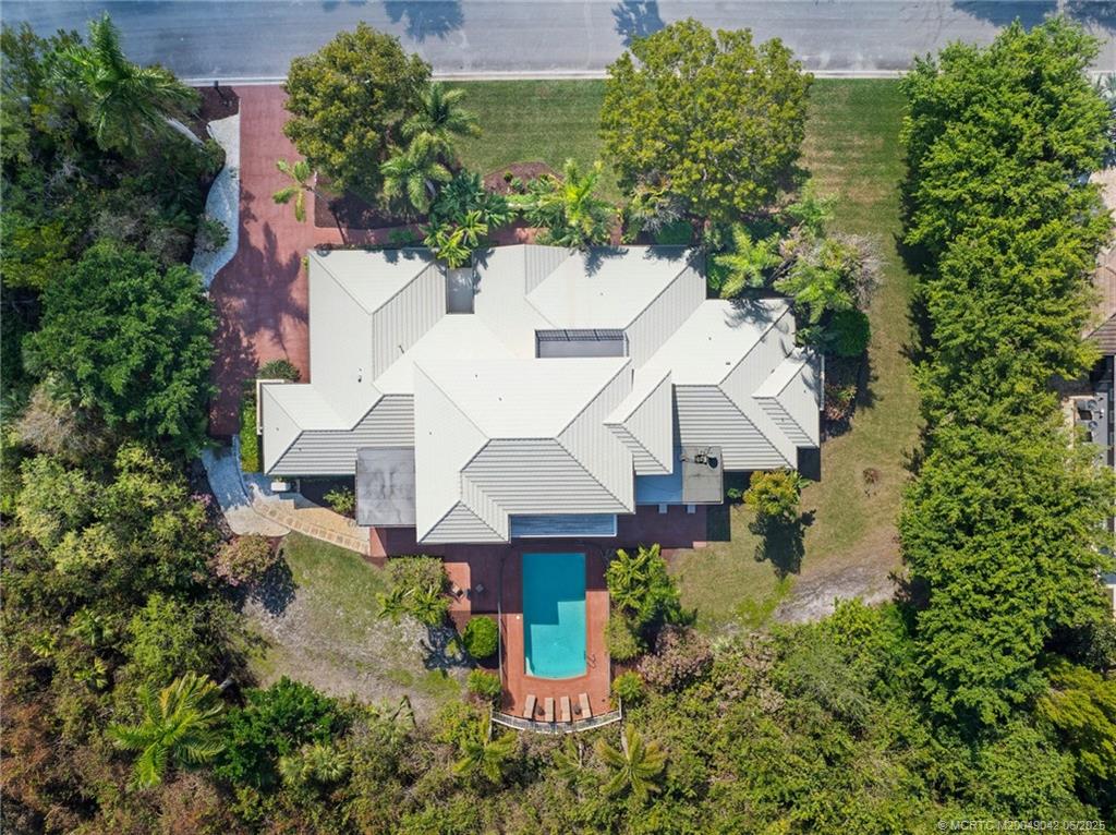 58 SW Palm Cove Drive