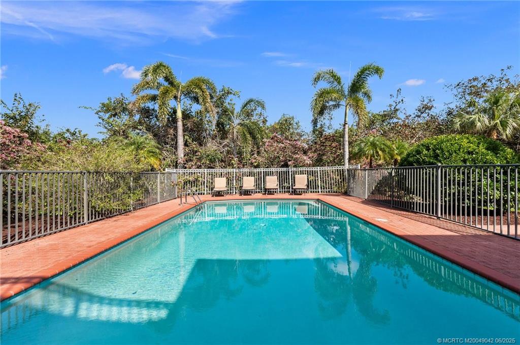 58 SW Palm Cove Drive