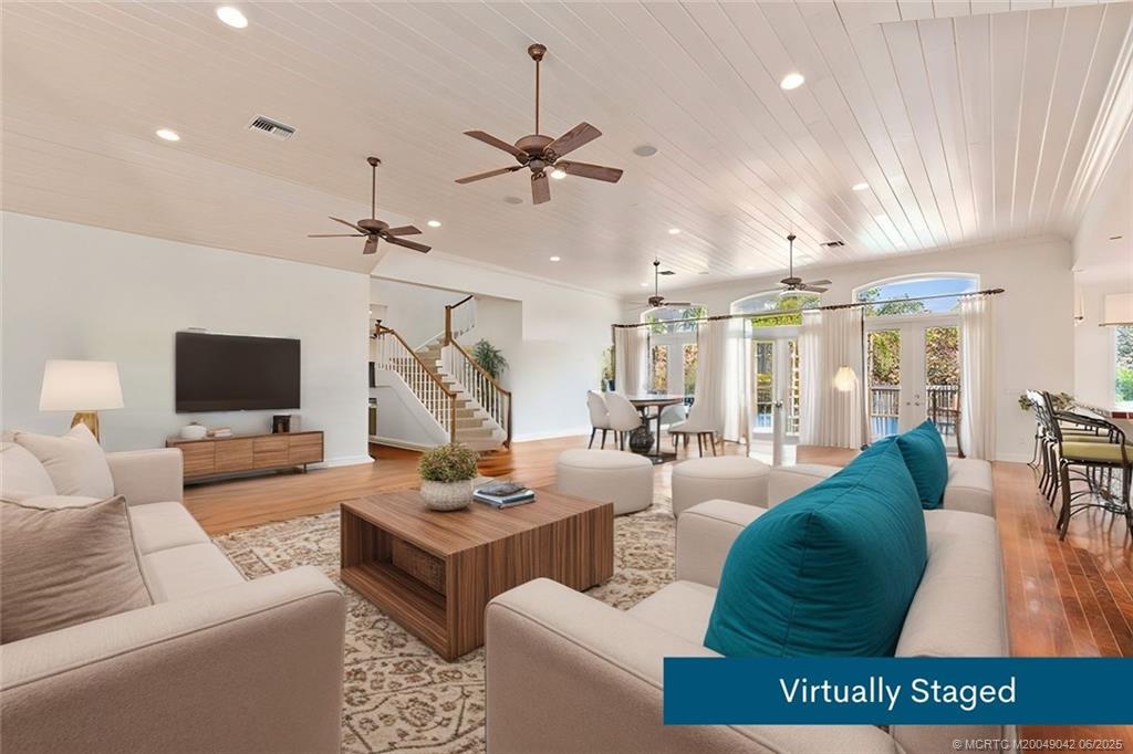 58 SW Palm Cove Drive