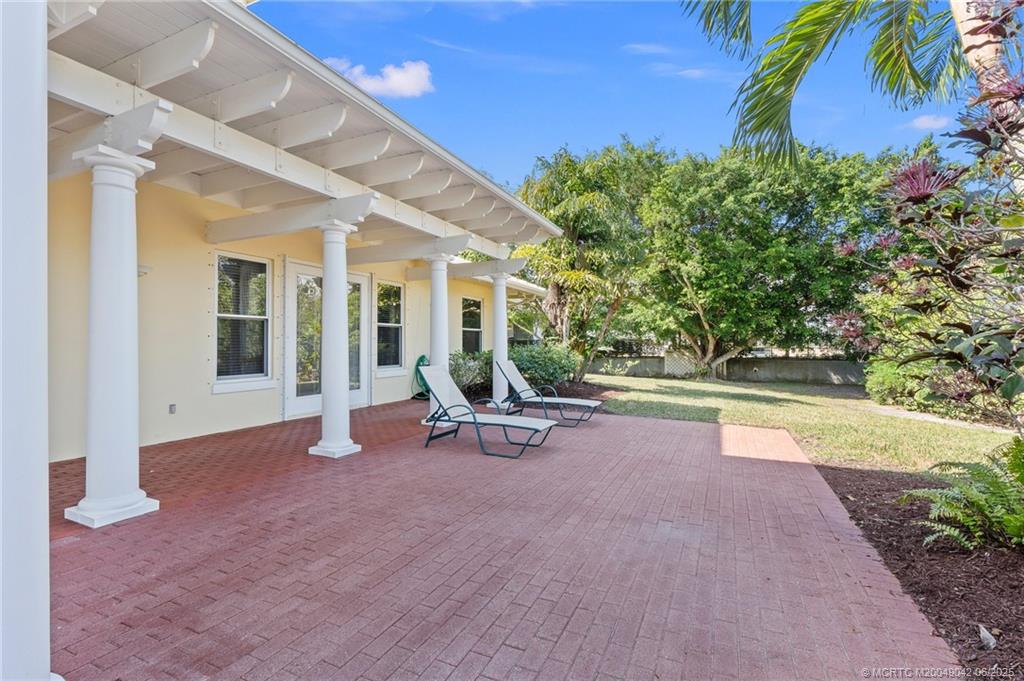 58 SW Palm Cove Drive