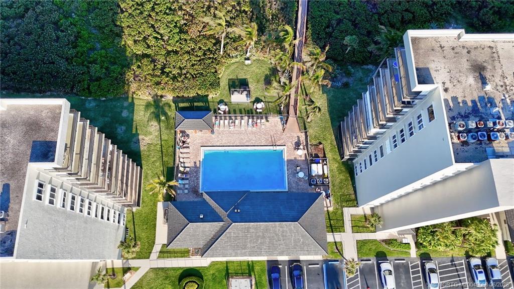 4250 N Highway A1a Highway 608