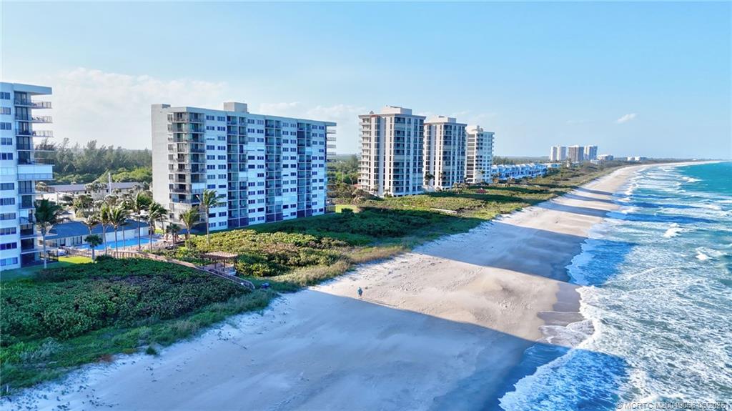 4250 N Highway A1a Highway 608