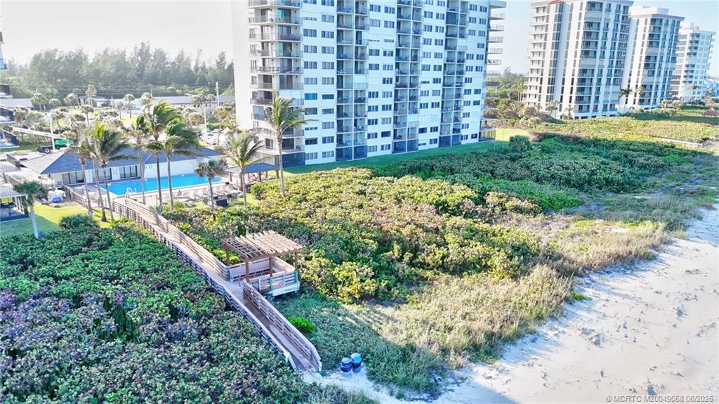 4250 N Highway A1a Highway 608