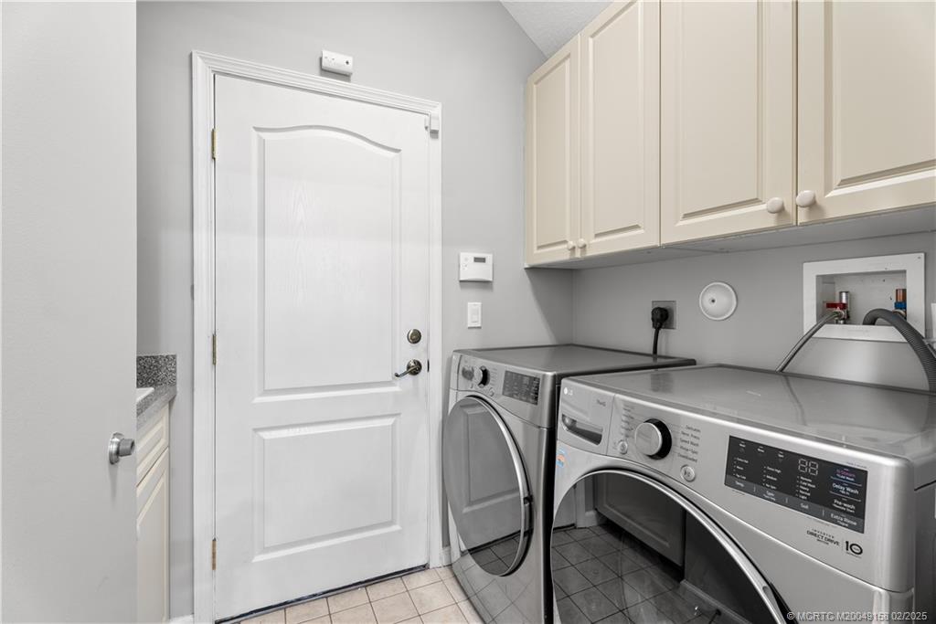 8783 SW Fishermans Wharf Drive