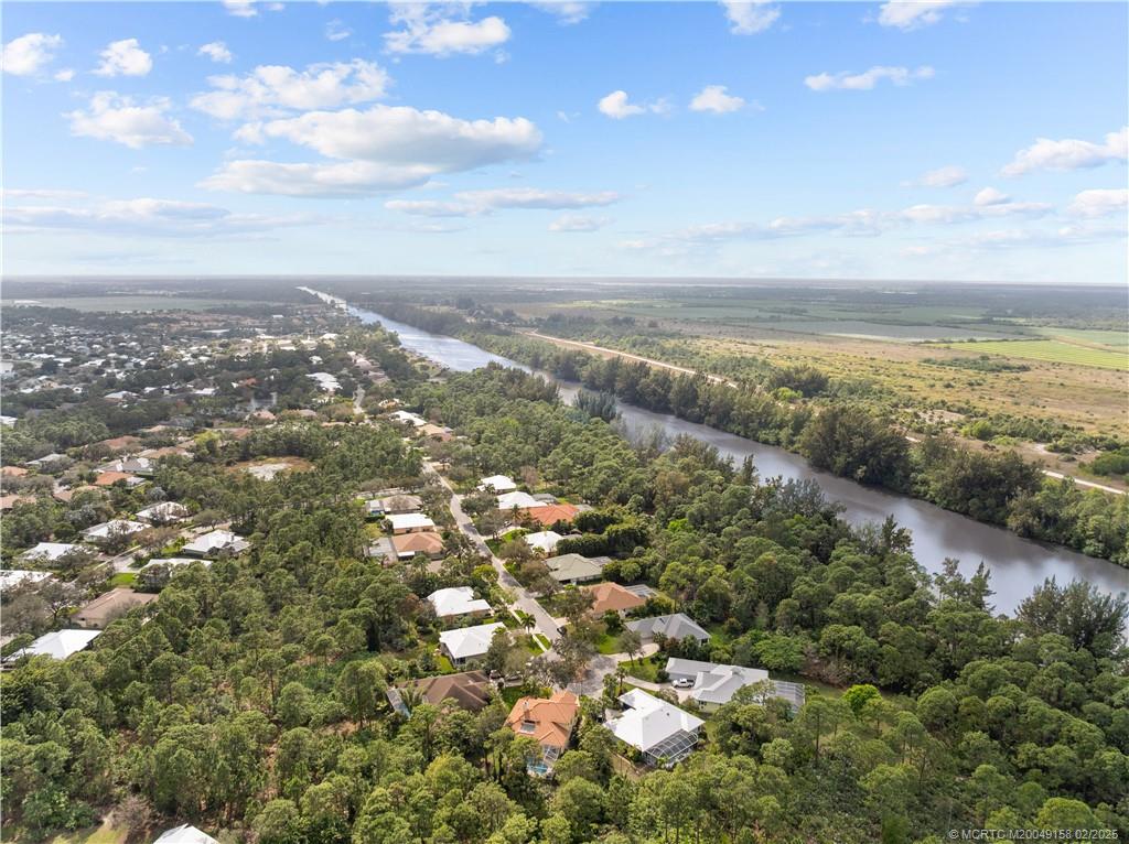 8783 SW Fishermans Wharf Drive