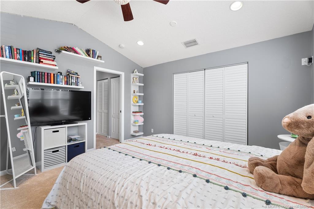 8783 SW Fishermans Wharf Drive