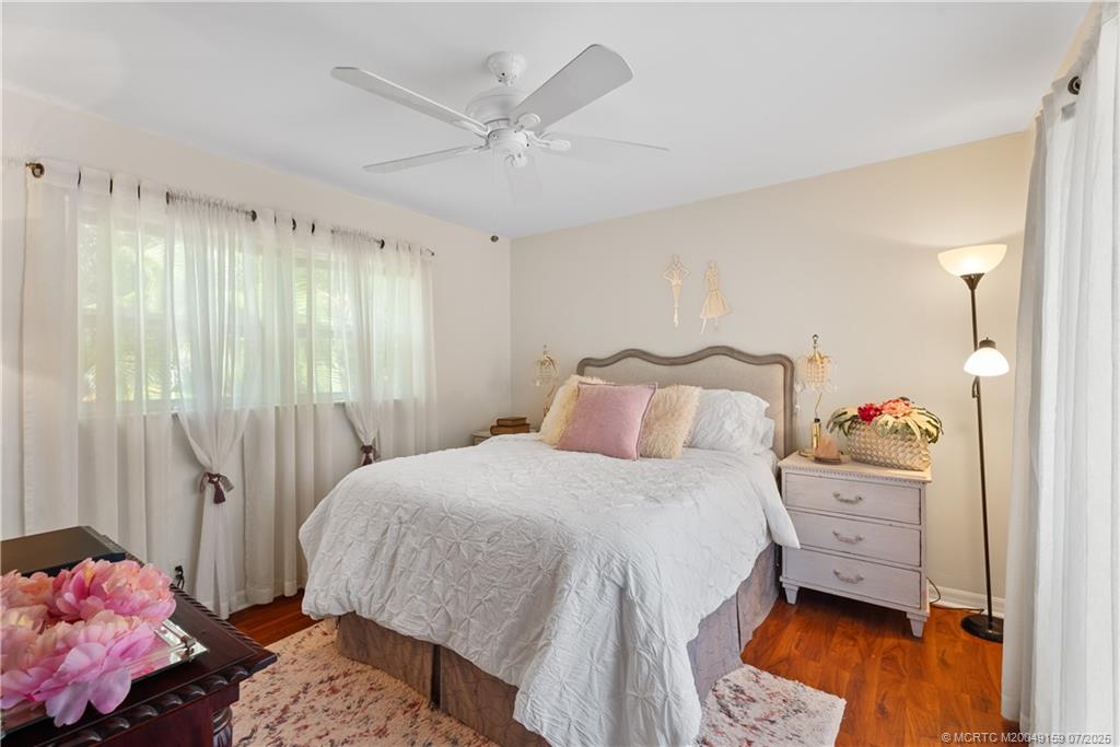 4805 SE Manatee Terrace