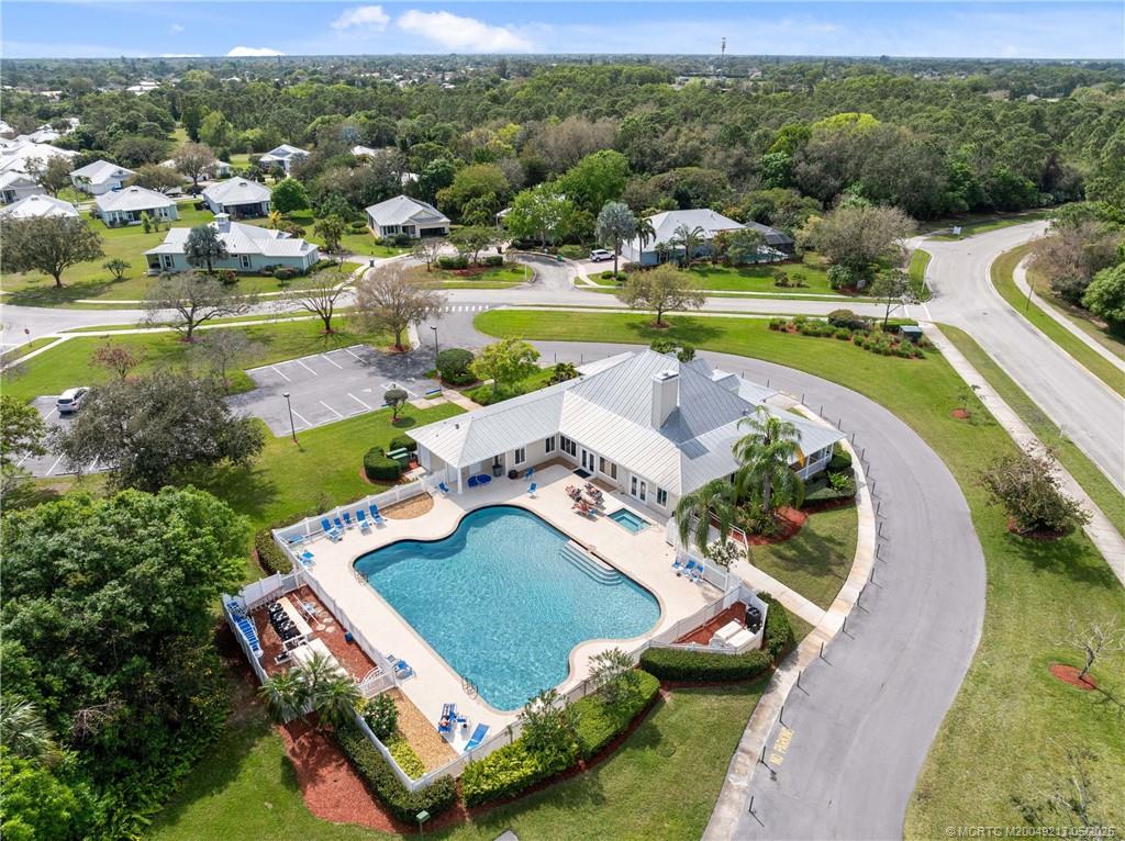446 NE Little Mullet Ct