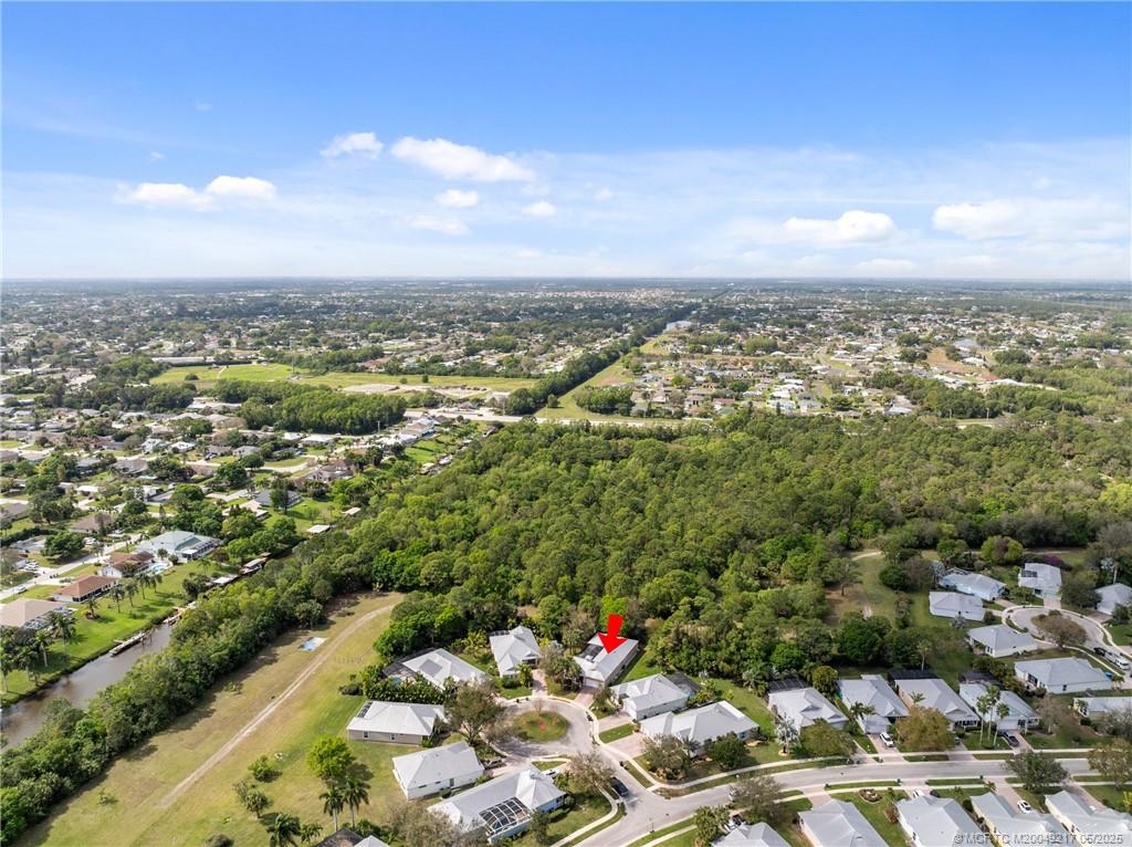 446 NE Little Mullet Ct