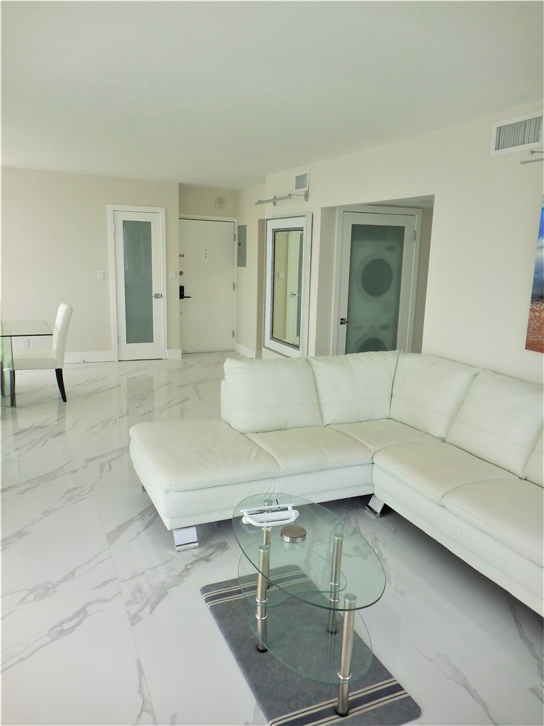 3442 NE Causeway Blvd 103