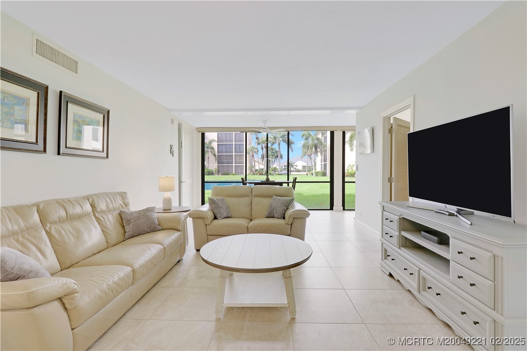 3442 NE Causeway Blvd 103