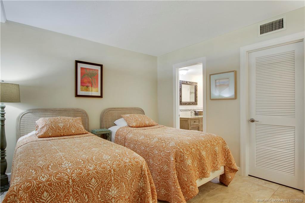 3442 NE Causeway Blvd 103