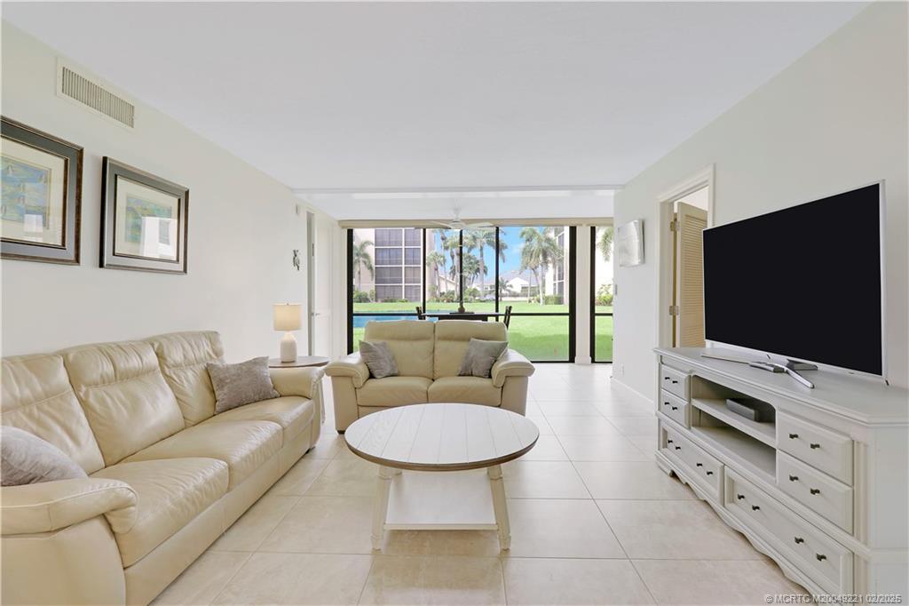 3442 NE Causeway Blvd 103