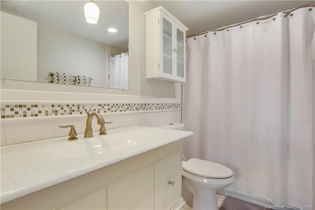 3442 NE Causeway Blvd 103
