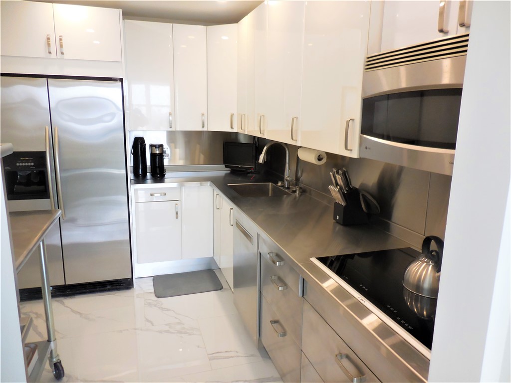 3442 NE Causeway Blvd 103