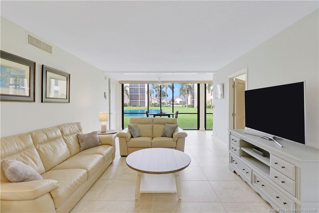 3442 NE Causeway Blvd 103