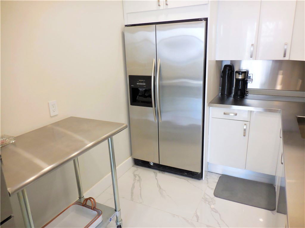 3442 NE Causeway Blvd 103