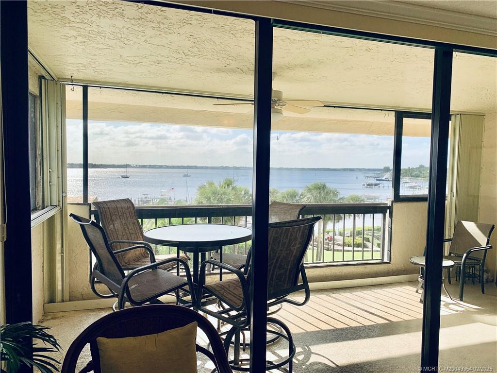 625 NW North River Drive 401