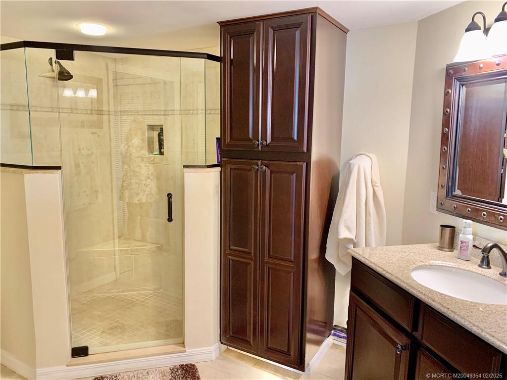 625 NW North River Drive 401