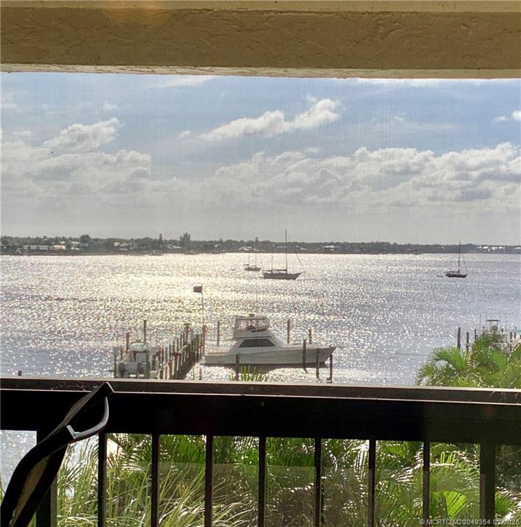 625 NW North River Drive 401