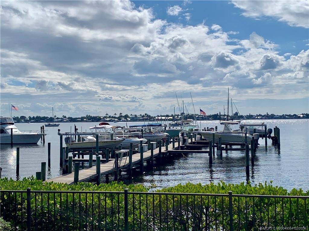 625 NW North River Drive 401