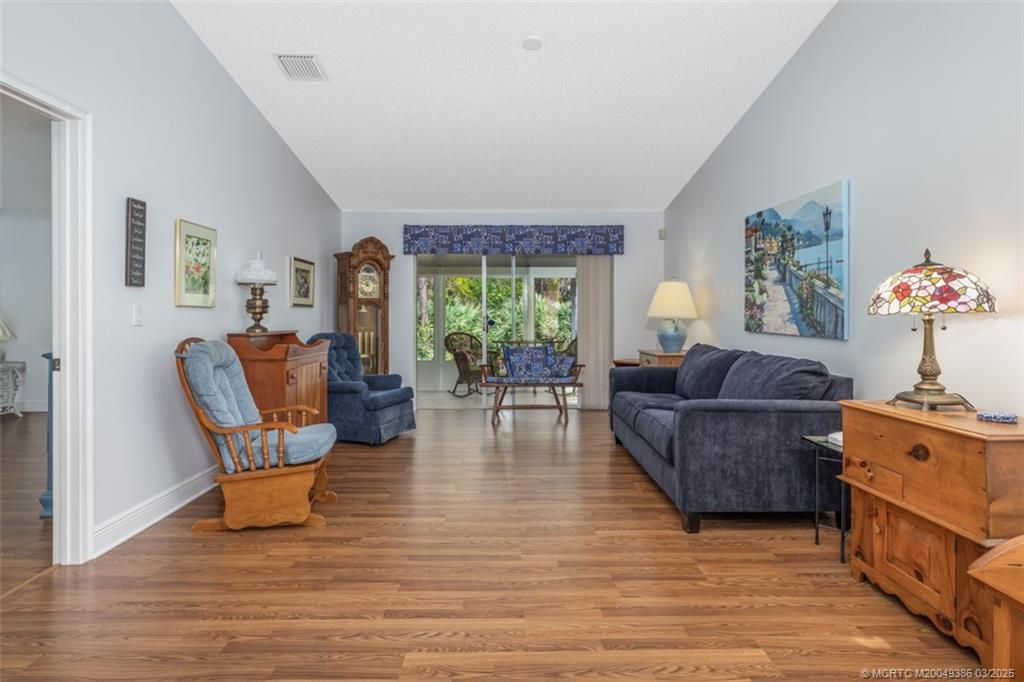 3759 SW Whispering Sound Drive