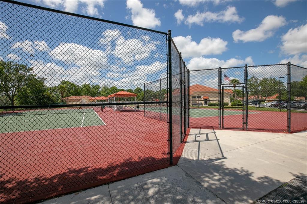 3759 SW Whispering Sound Drive