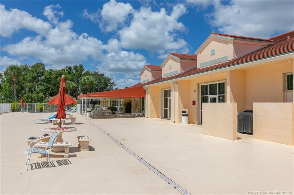 3759 SW Whispering Sound Drive