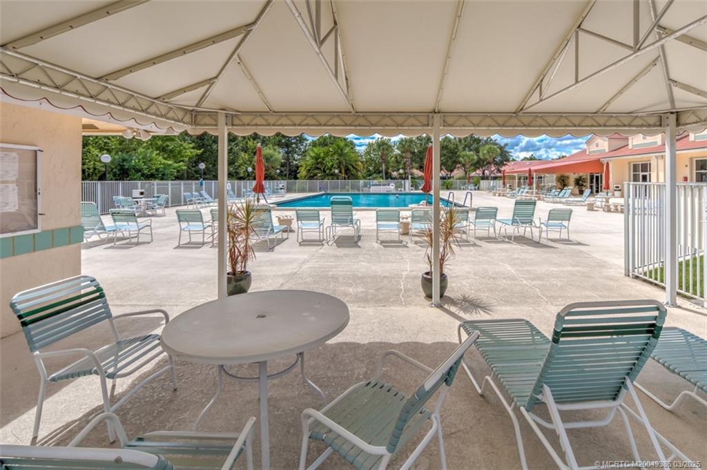 3759 SW Whispering Sound Drive