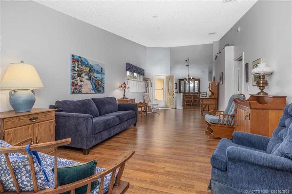 3759 SW Whispering Sound Drive