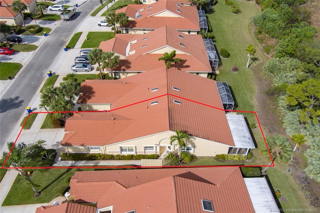 3759 SW Whispering Sound Drive