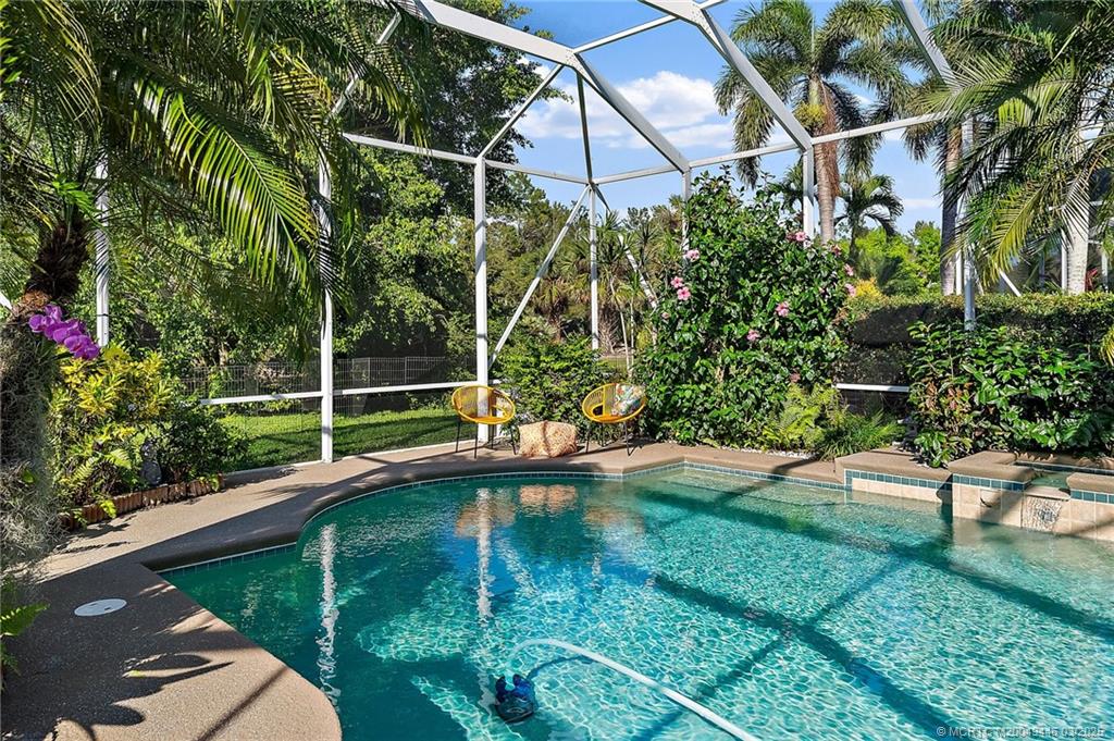 2213 SE Montrose Lane