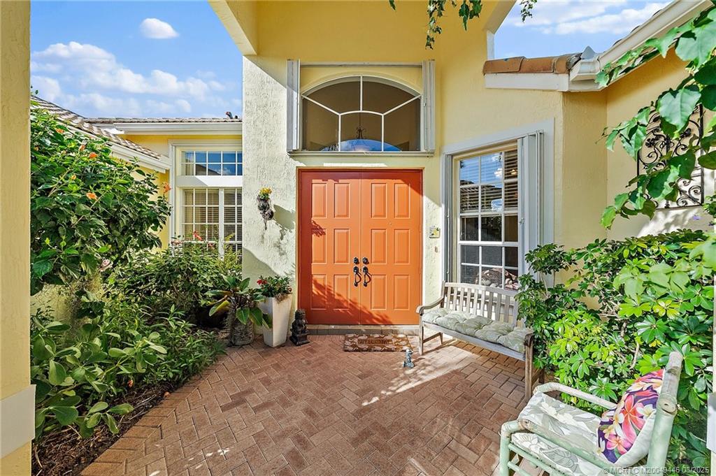 2213 SE Montrose Lane