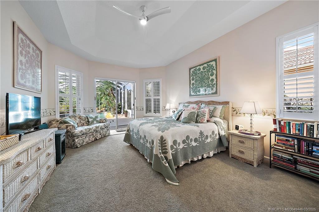 2213 SE Montrose Lane