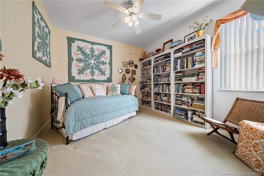 2213 SE Montrose Lane