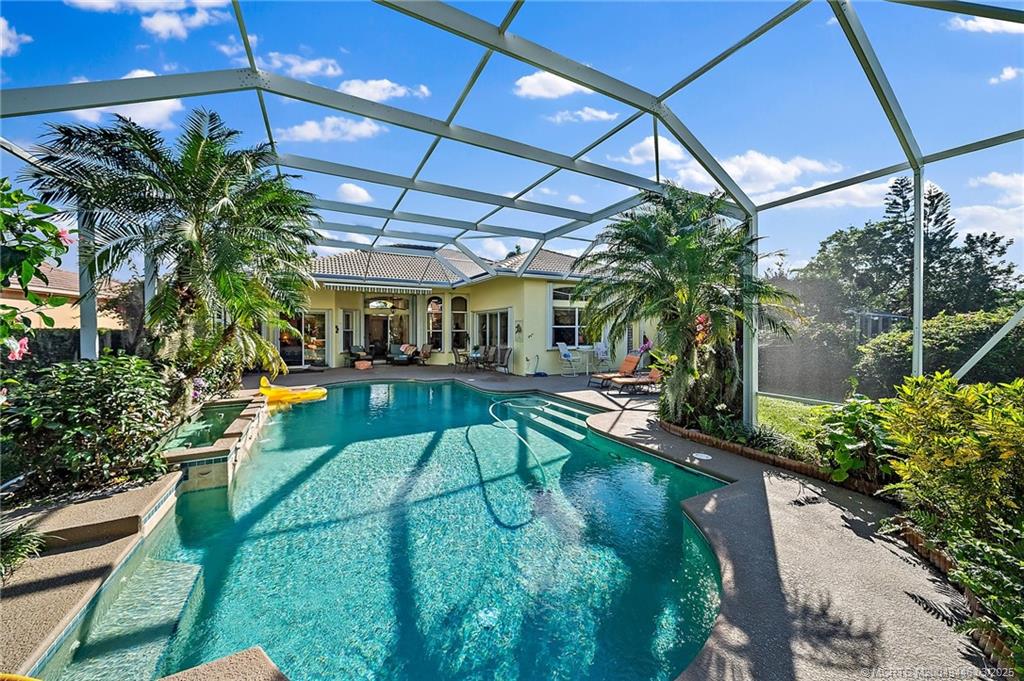 2213 SE Montrose Lane