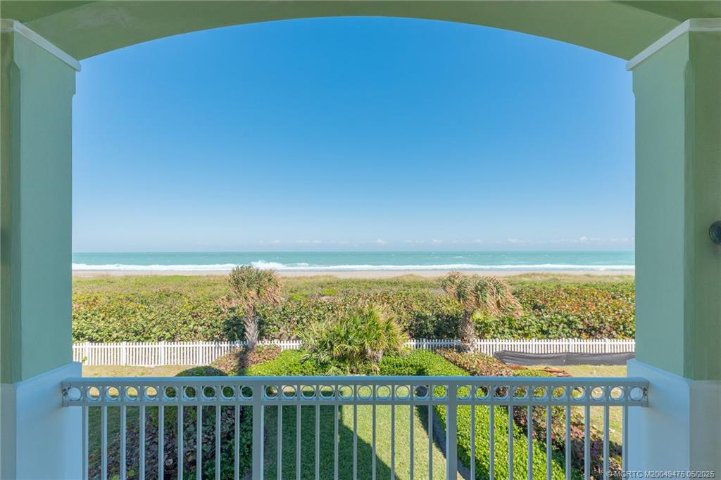 5032 Watersong Way