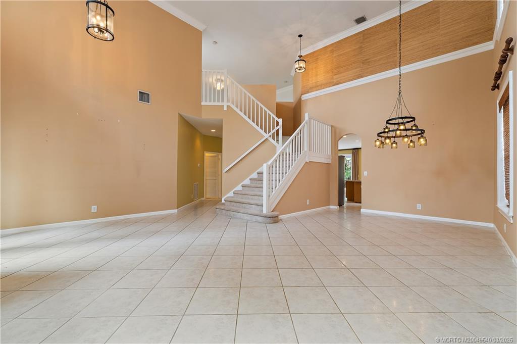 1100 Lakeshore Drive