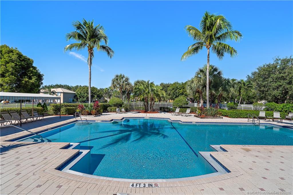 1100 Lakeshore Drive