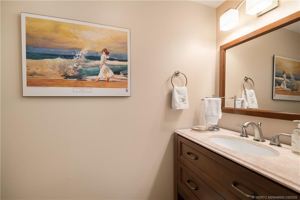 853 NW Spruce Ridge Drive