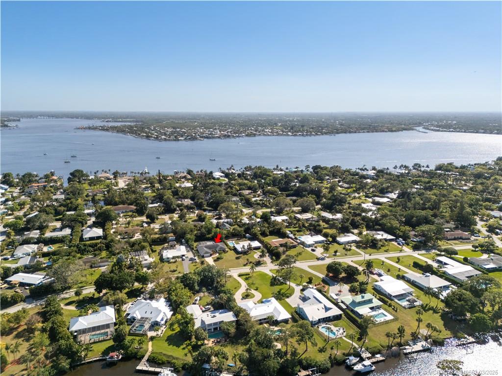 853 NW Spruce Ridge Drive