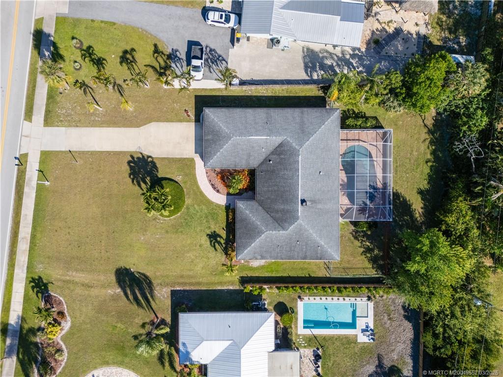 853 NW Spruce Ridge Drive